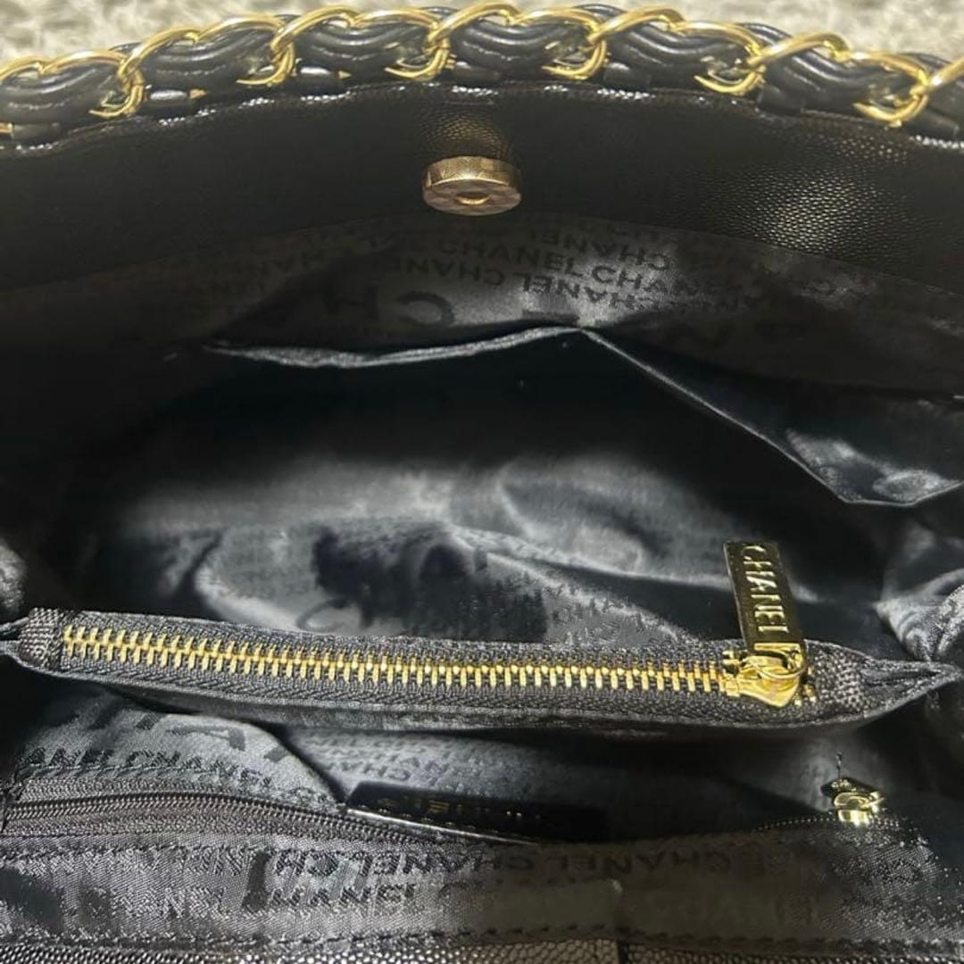 CHANEL ブラック ハンドバッグ キルティングノベルティ