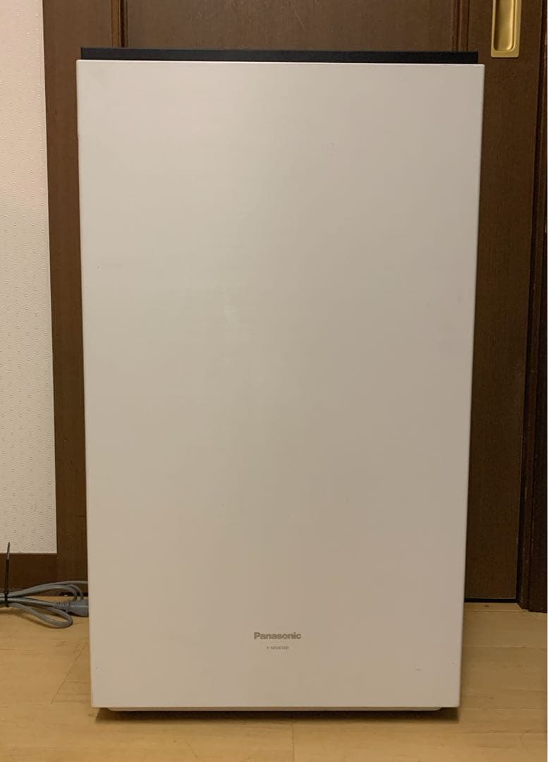 値下げ！パナソニック 次亜塩素酸 空間除菌脱臭機 ジアイーノ　F-MV4100