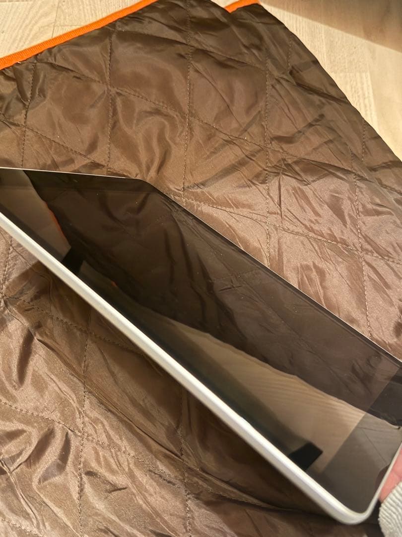 iPad 第9世代 64GB（SoftBank） 未使用に近い