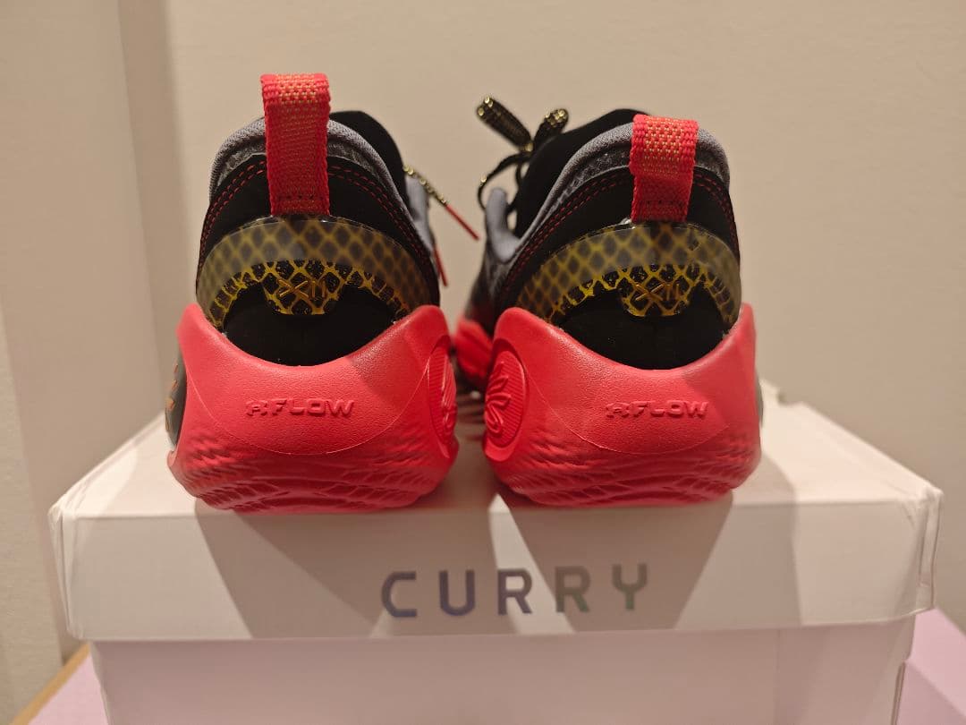 M*G様 【即日発送】CURRY 12 US9 UA カリー12