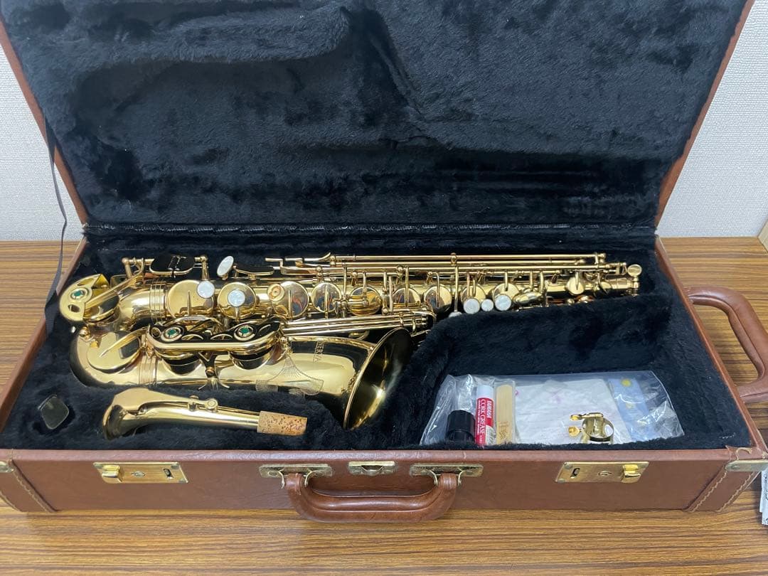 【吹きやすさバッチリ】MINERVA サックス本体