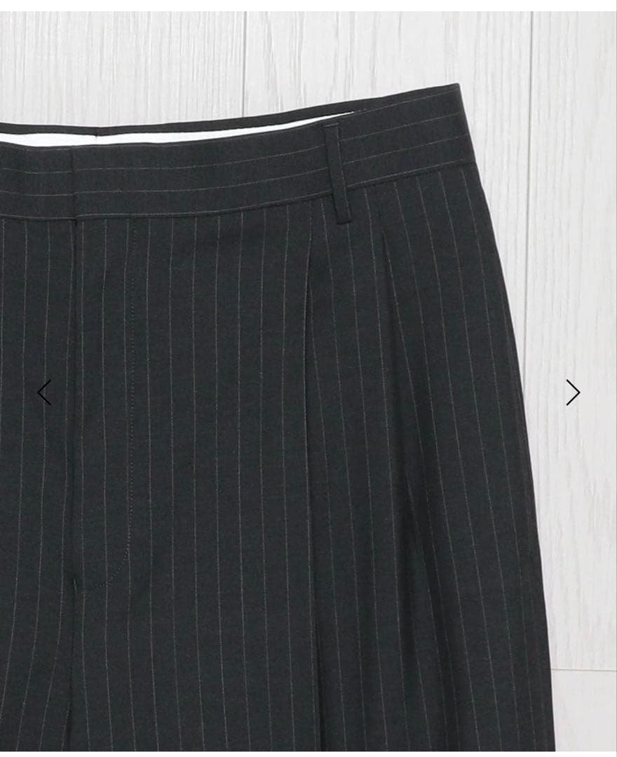 ＜H＞ウールトロピカル 2プリーツワイドパンツ