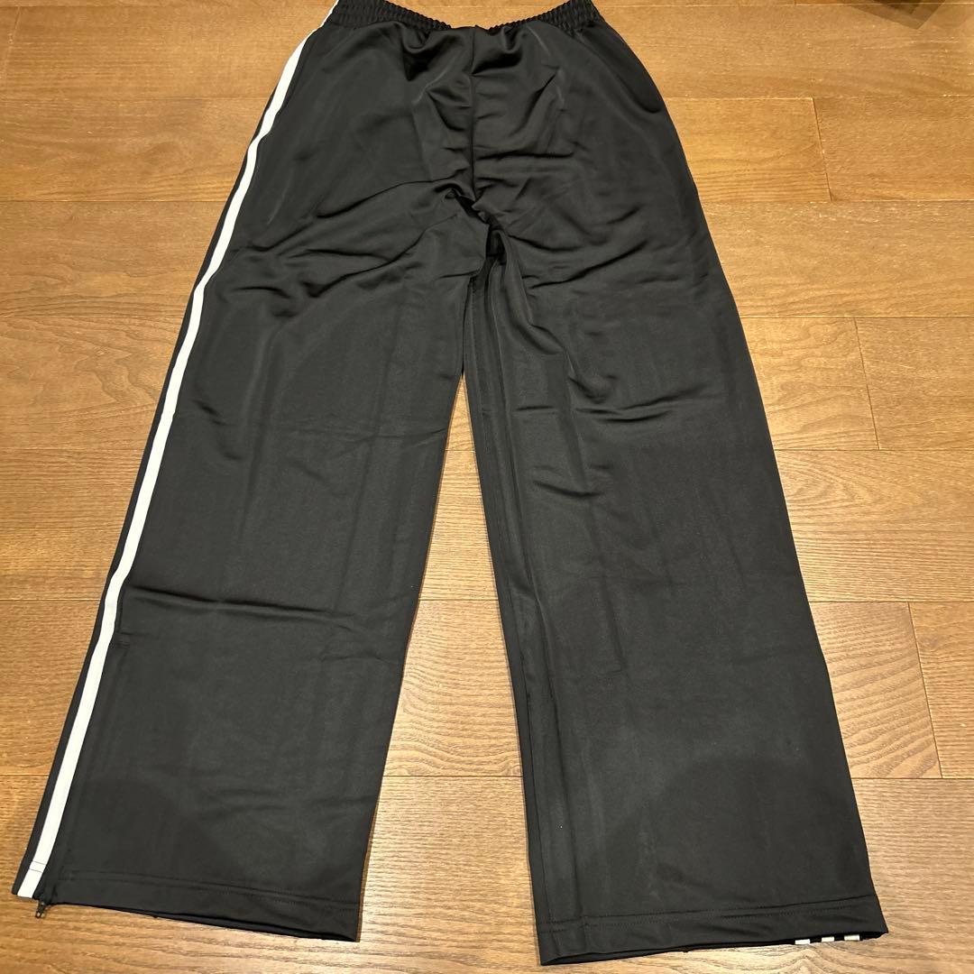 新品 アディダス adidas レディース・ルーズトラックパンツ L 黒