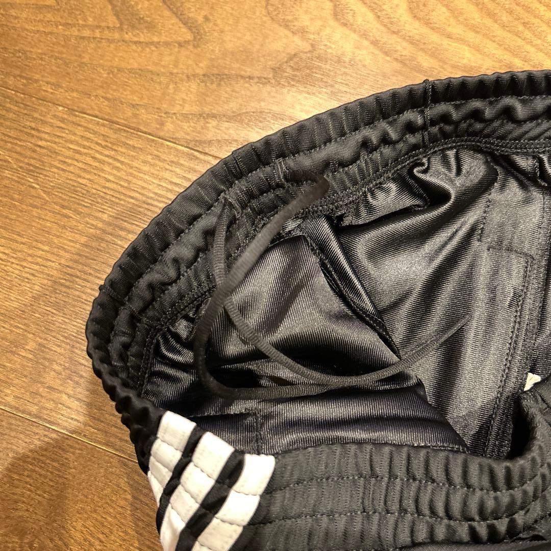 新品 アディダス adidas レディース・ルーズトラックパンツ L 黒