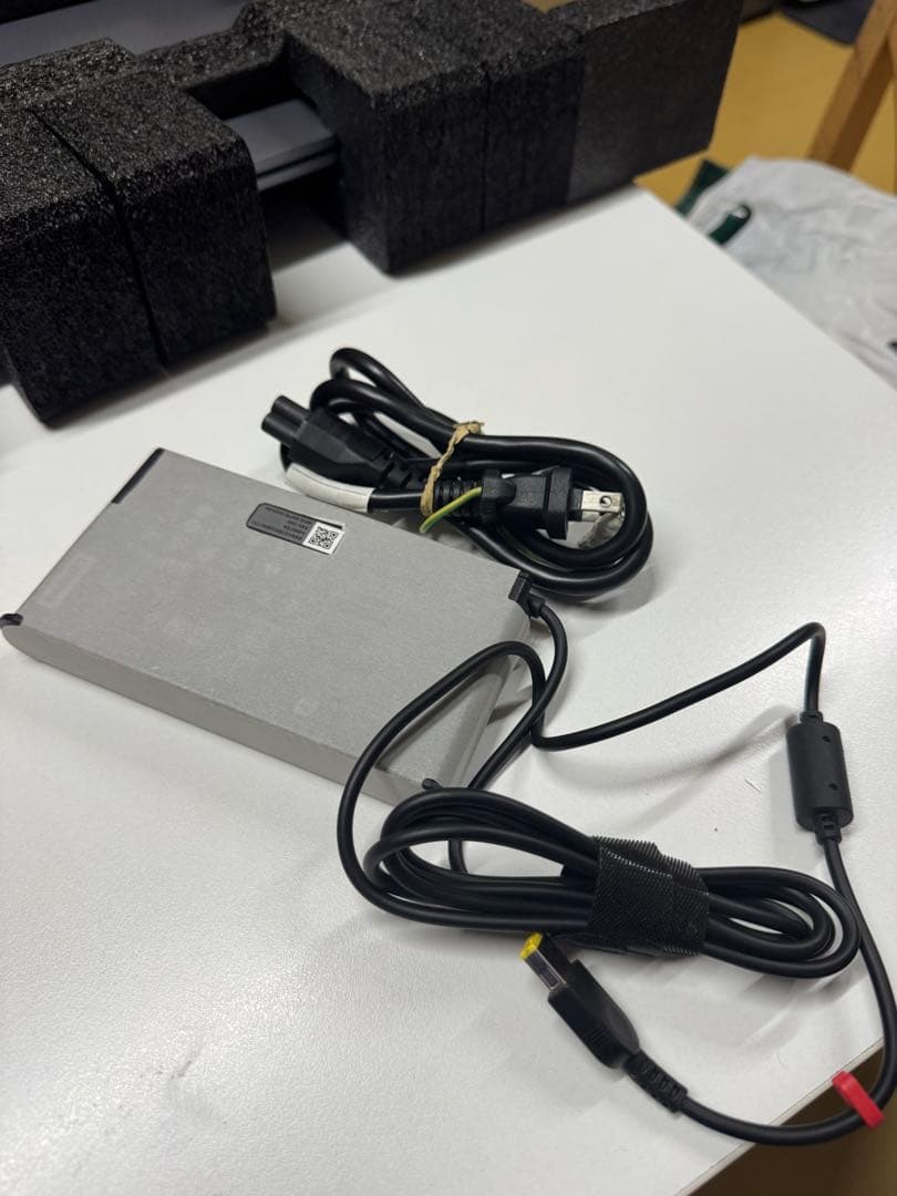 Lenovo LOQ 15IRX9 ノートPC LUNA GREY