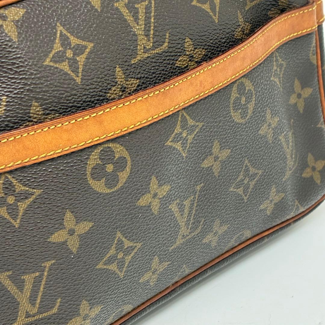 Louis Vuitton ルイヴィトン　クラッチバッグ　モノグラム　男女可