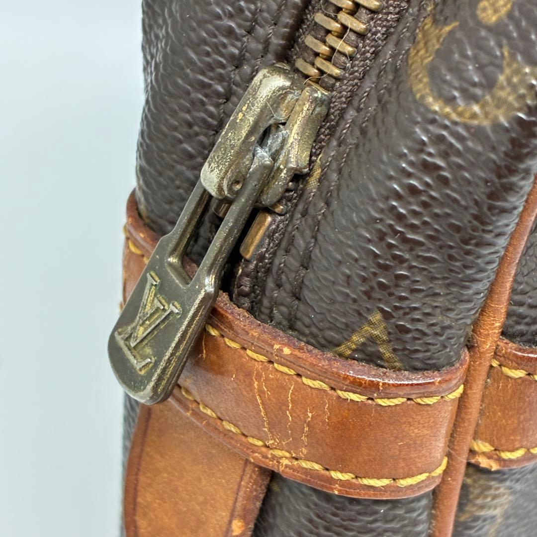 Louis Vuitton ルイヴィトン　クラッチバッグ　モノグラム　男女可