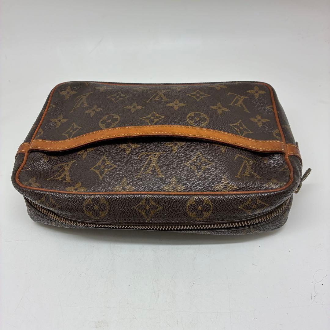 Louis Vuitton ルイヴィトン　クラッチバッグ　モノグラム　男女可