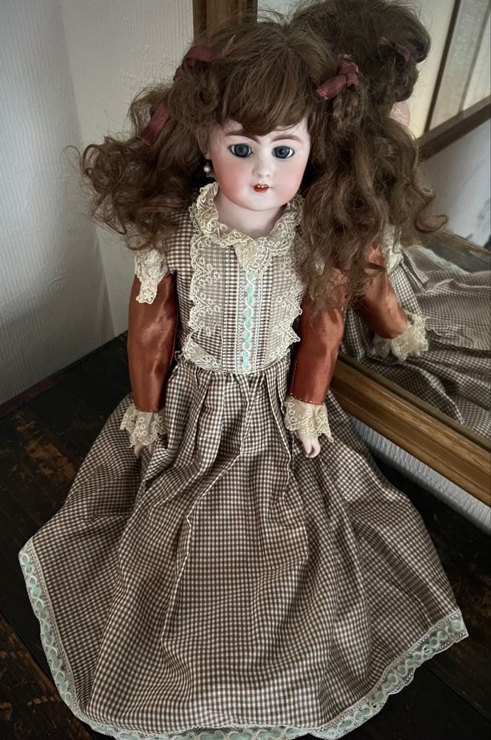 ドイツのアンティーク　ビスクドール