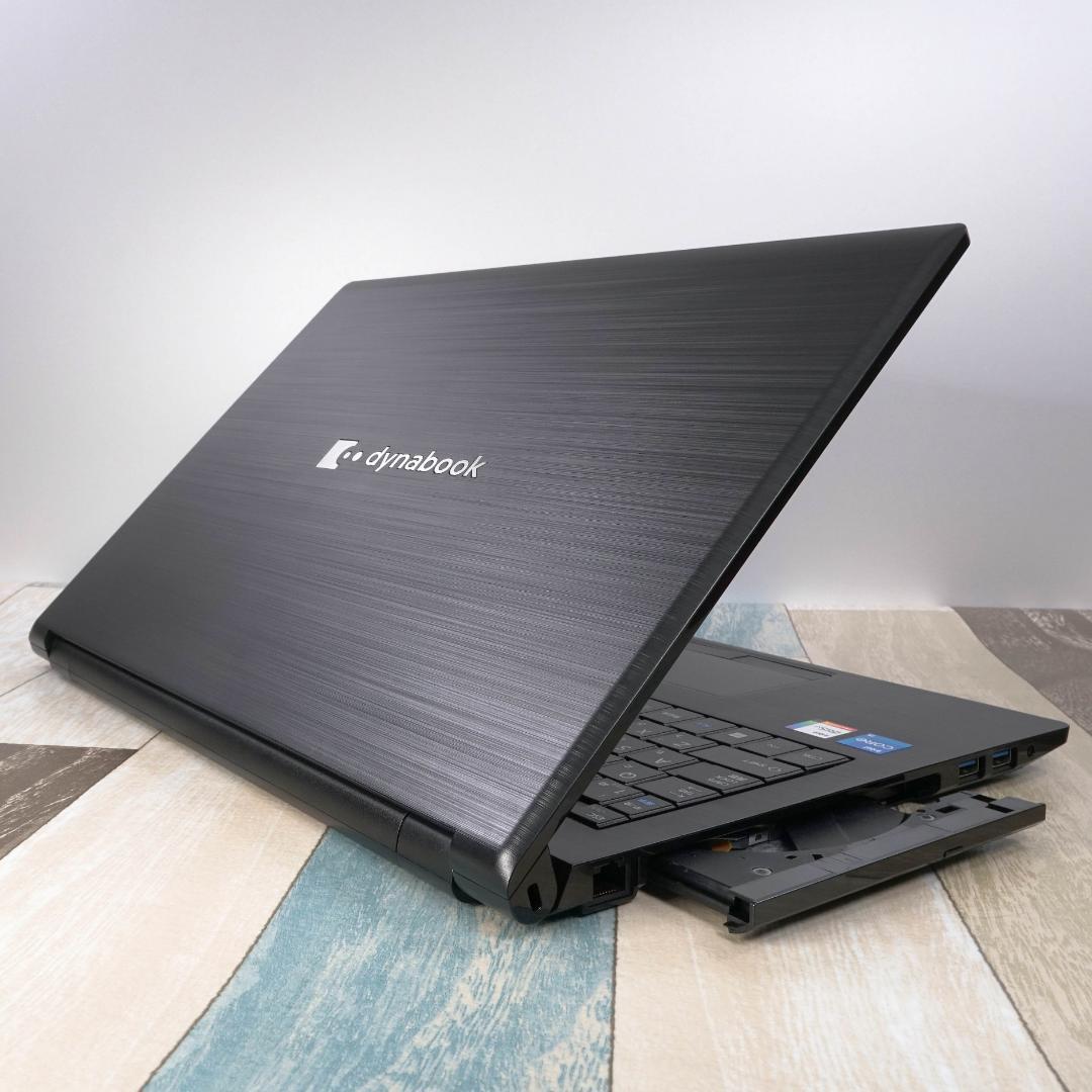 極美品で神速の２０２３年製✨１１世代ｉ５に超高速大容量新品ＳＳＤ１ＴＢ✨フルＨＤ