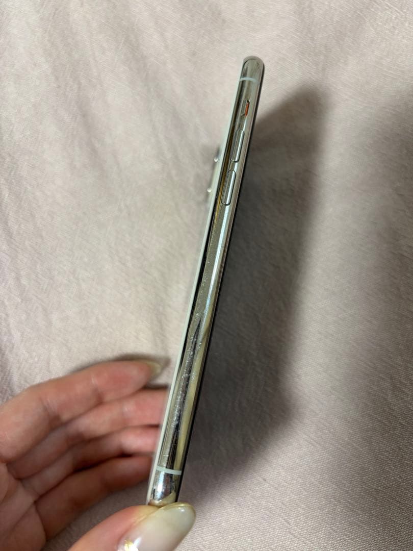 iPhone11pro 本体　256GB 正規イヤホン付き