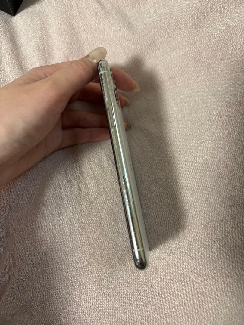 iPhone11pro 本体　256GB 正規イヤホン付き