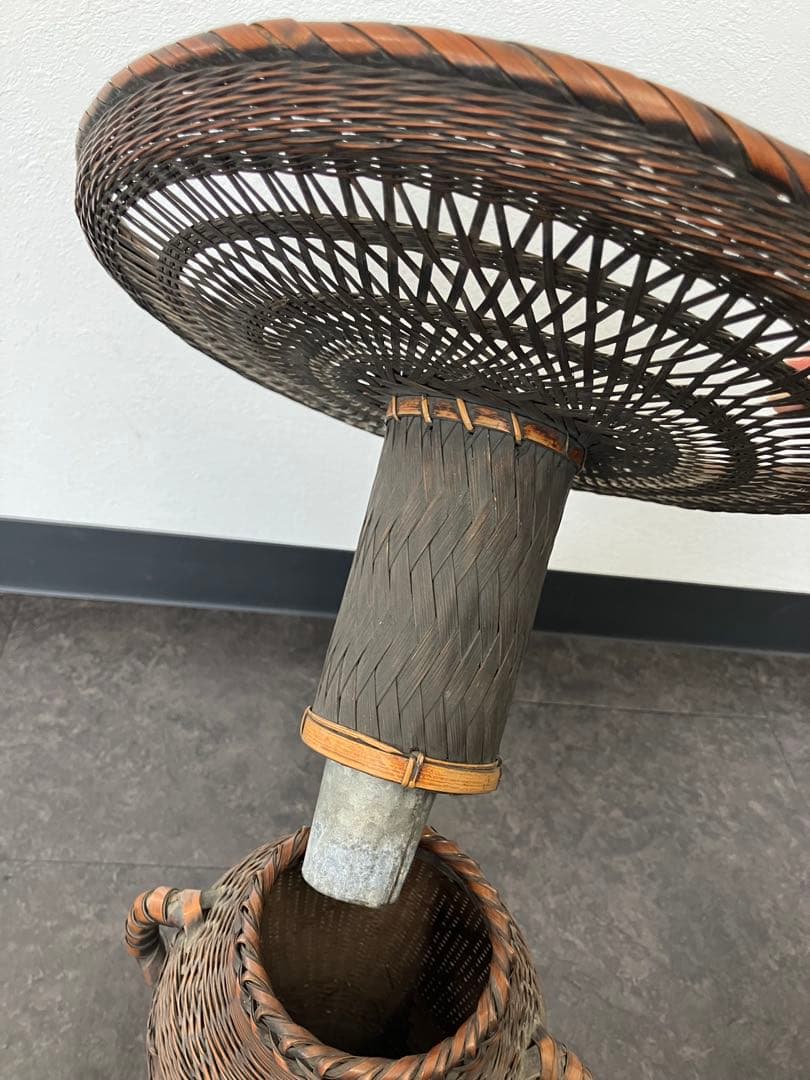 taka！古美術 生花 竹籠 花籠 唐物 花器　三足　古道具　籐