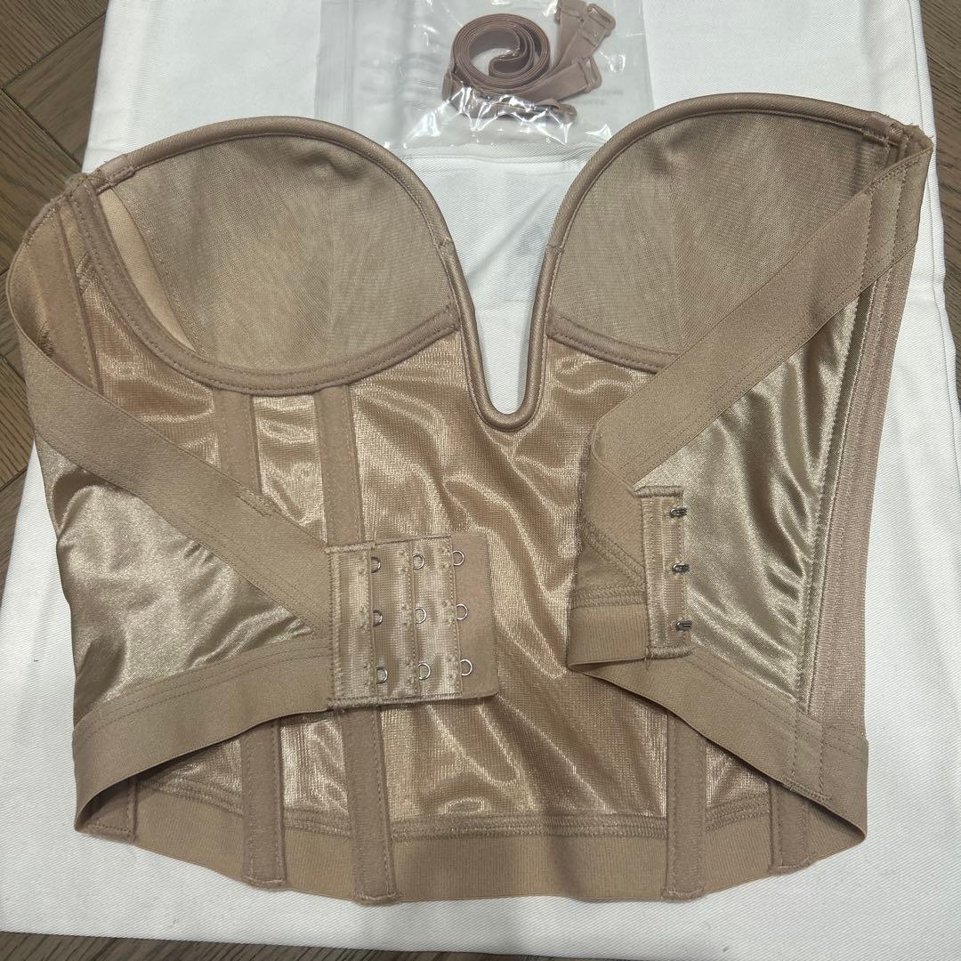 ラビーナ ビスチェ D70サイズ ストラップ付き ブライダルインナー