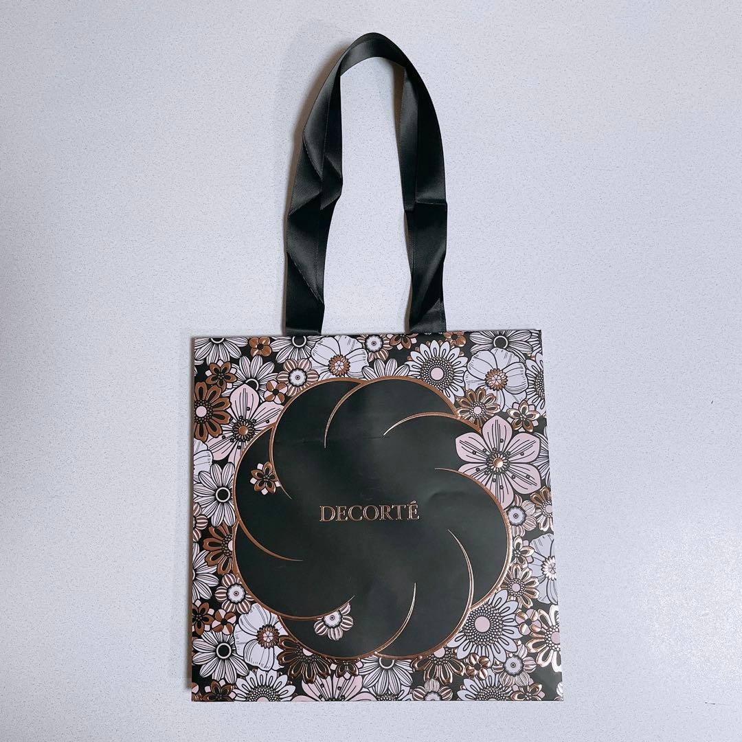 希少！限定品！エターナルブルームコレクション　クリスマスコフレ2025 新品