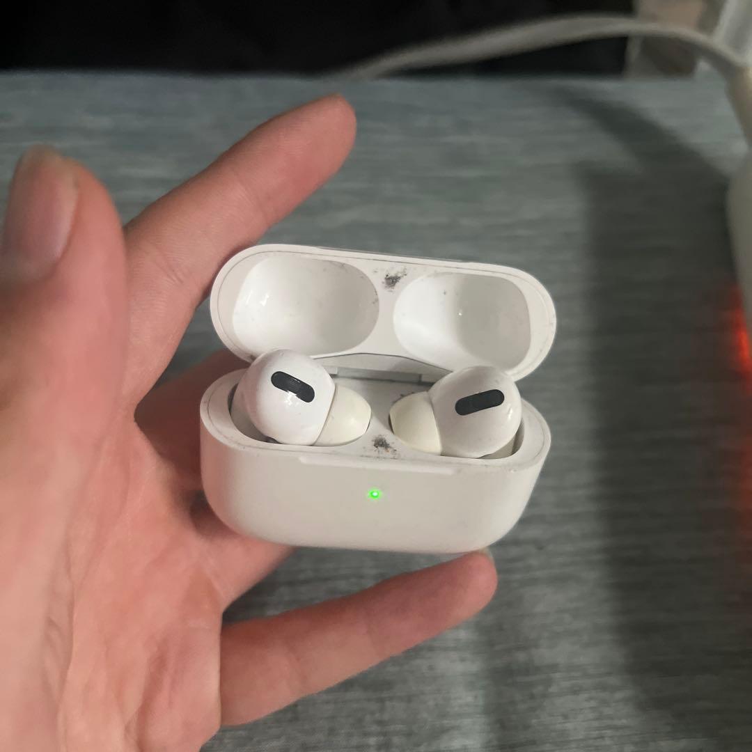 AirPods Pro 本体 ホワイト