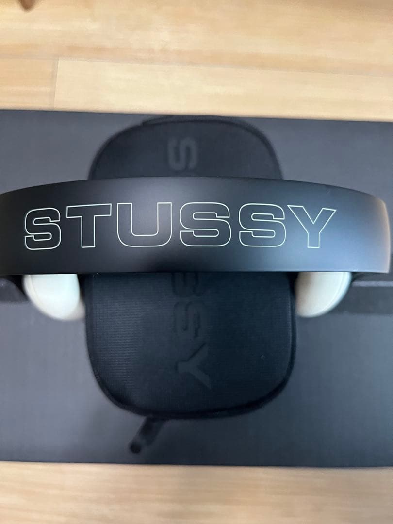 の*ん様 ステューシーヘッドホン、ビーツスタジオプロ