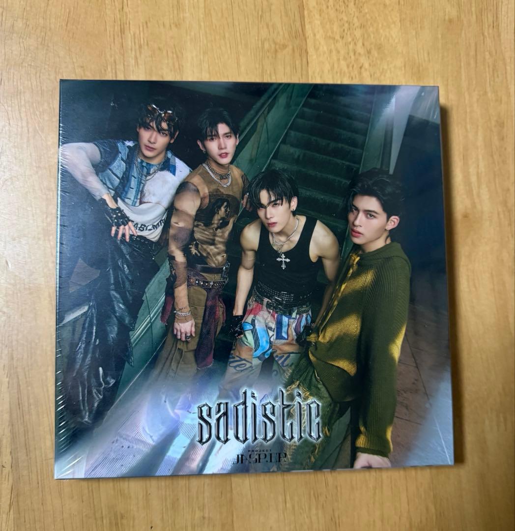 【新品未開封】匿名配送　GMM JASPER sadisticトレカセット