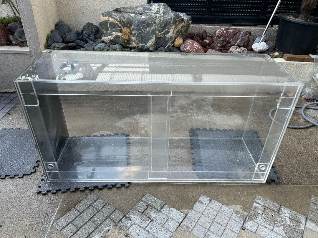 アクリル水槽 1500×750×500 厚み1センチ 引取り限定