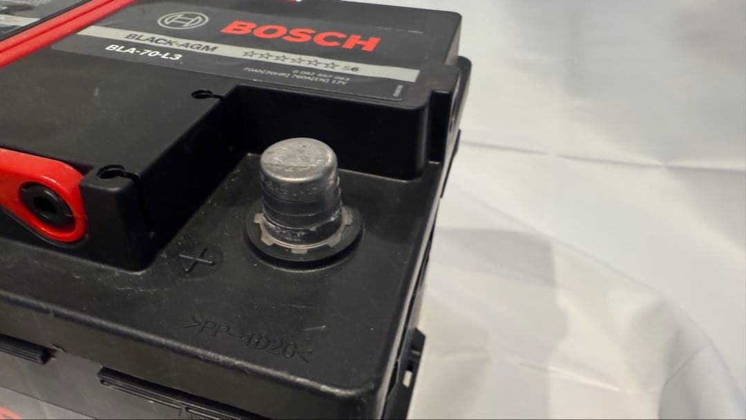 BOSCH 欧州車用 BLA-70-L3 バッテリー 70Ah ほぼ未使用