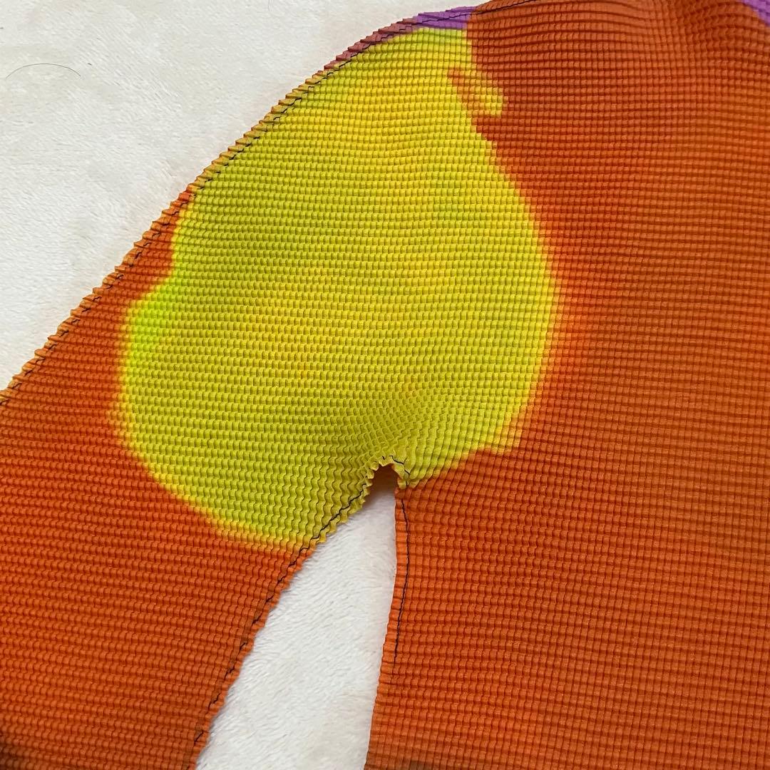 24AW me ISSEY MIYAKE ライトエフェクト ストレッチプリーツ