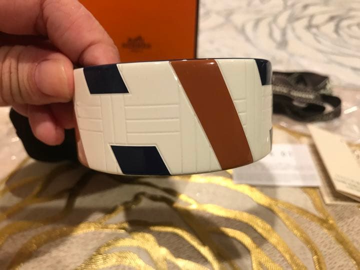 希少 エルメス バングル