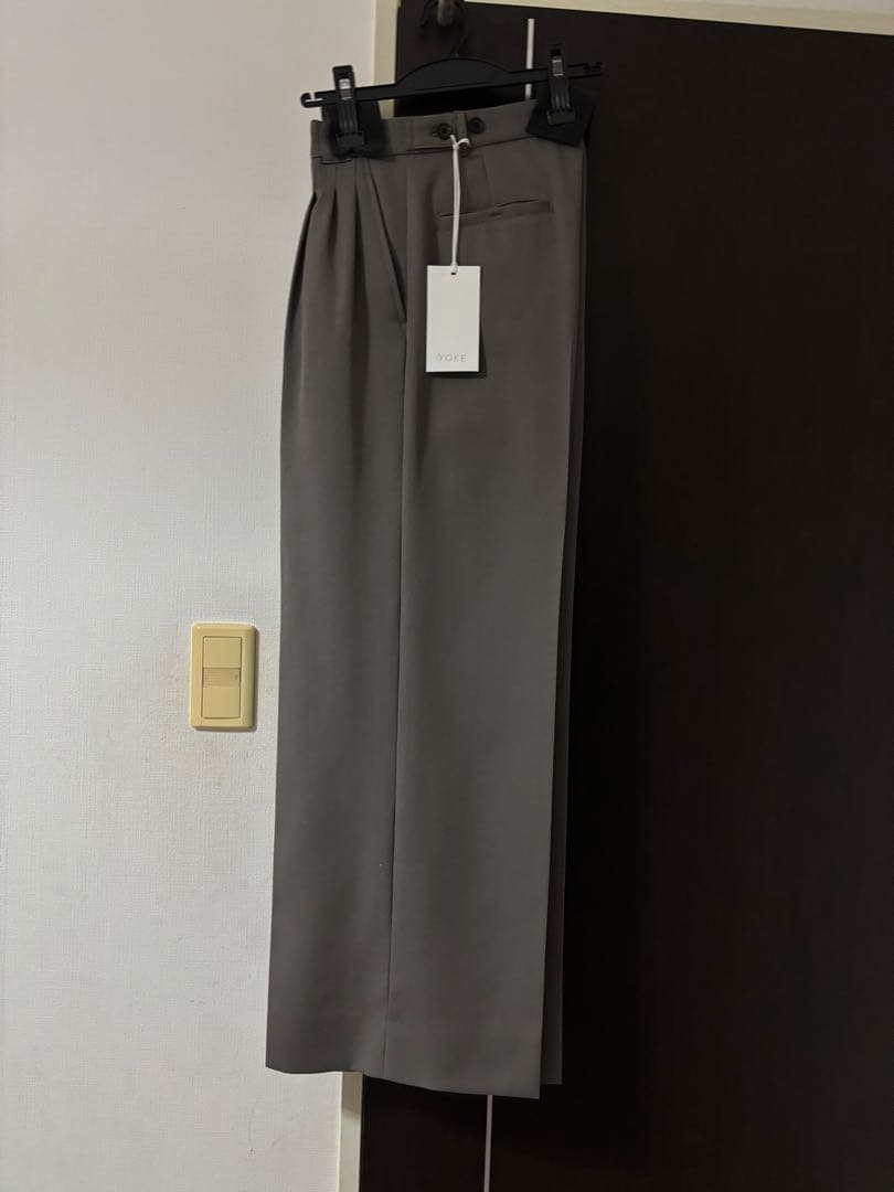 YOKE 3pleated Trousers スラックス