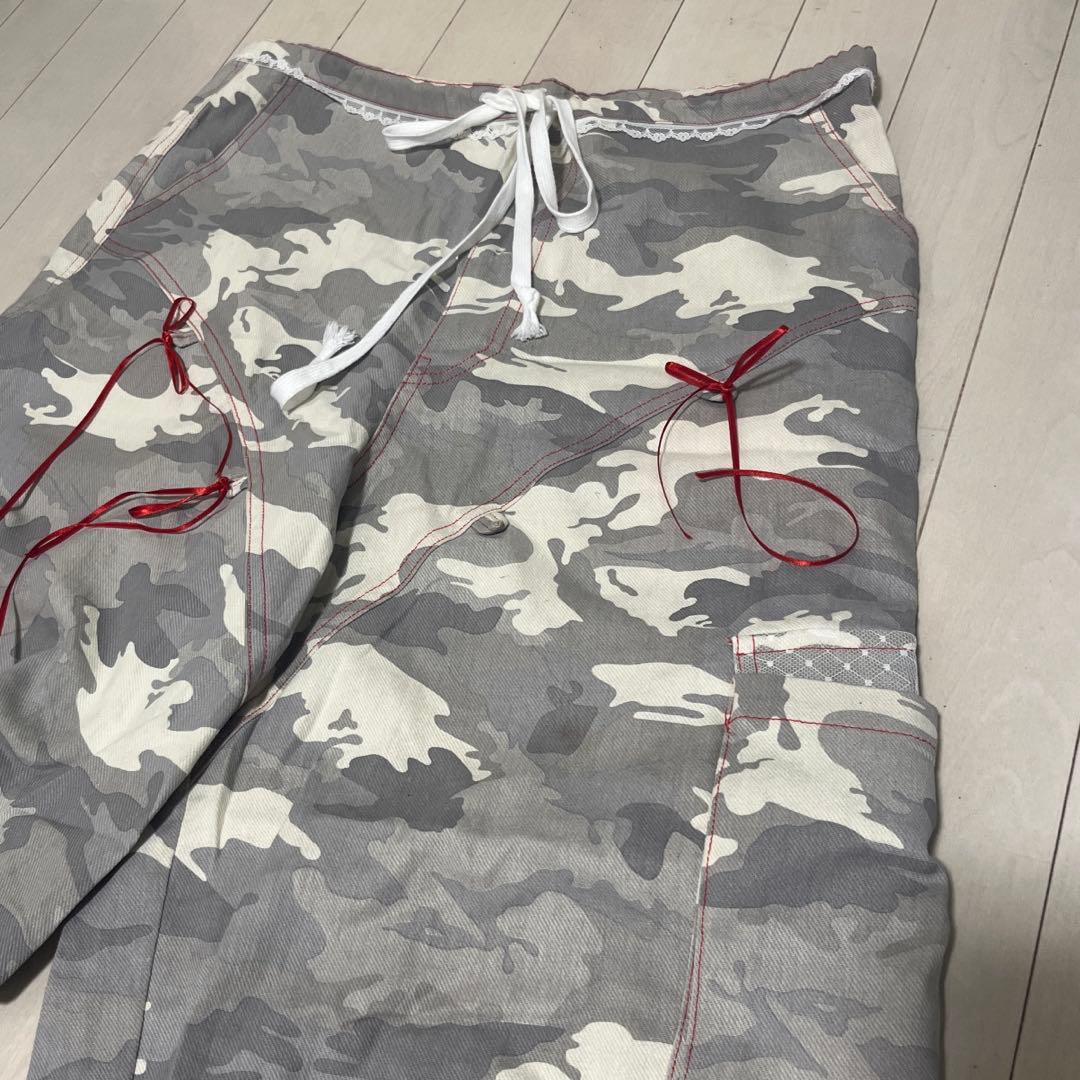 cherryquiri レースカーゴパンツ 迷彩柄　リボン付き