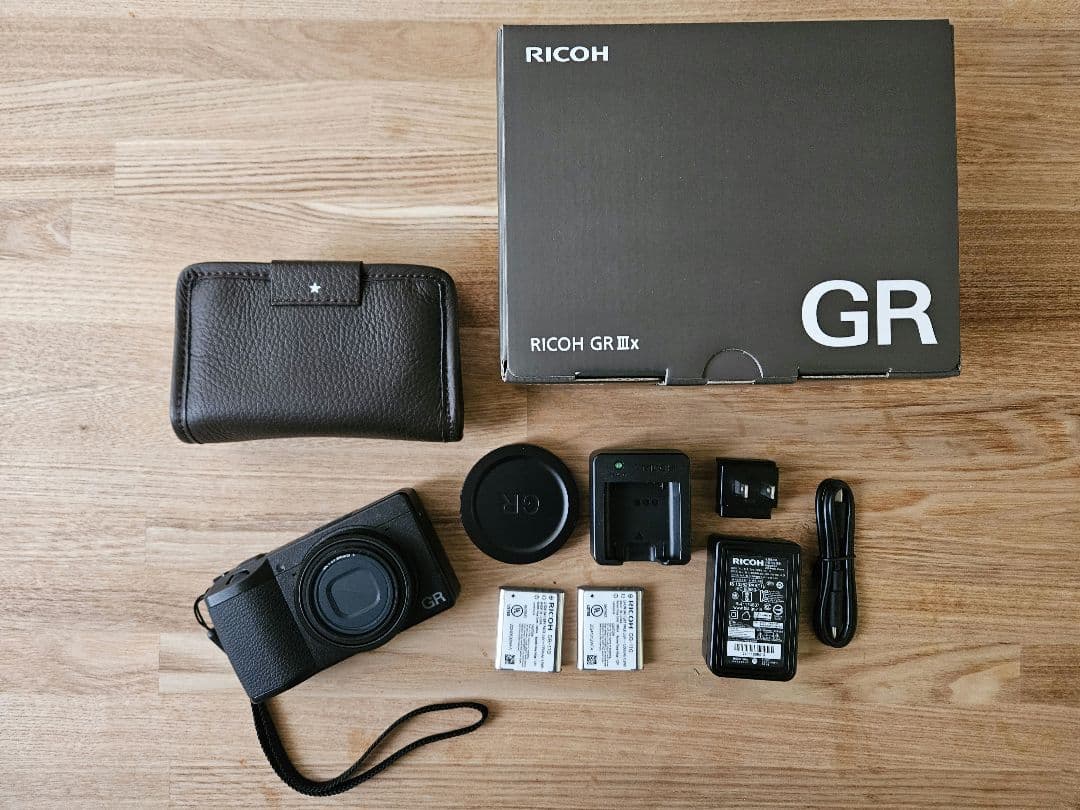 リコー RICOH GR IIIx　ケース付き