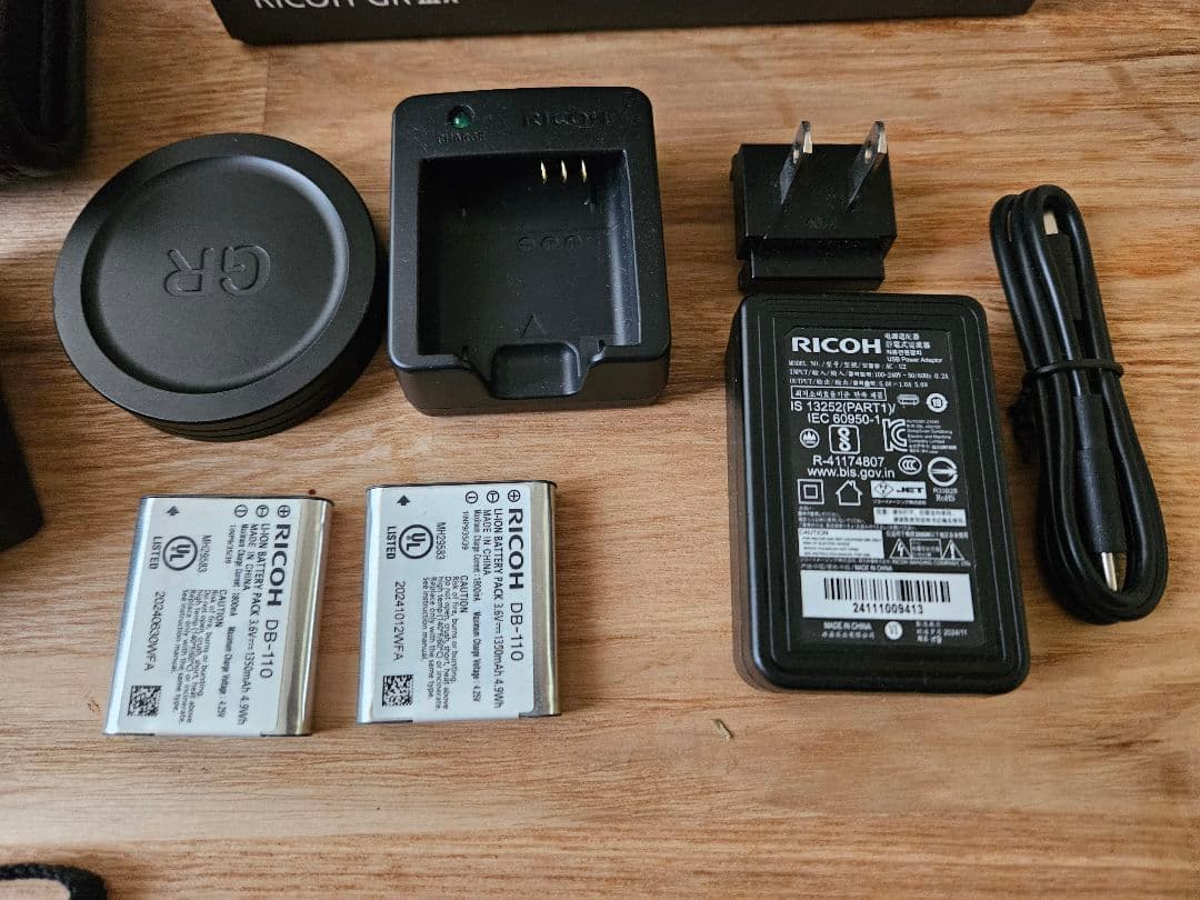 リコー RICOH GR IIIx　ケース付き