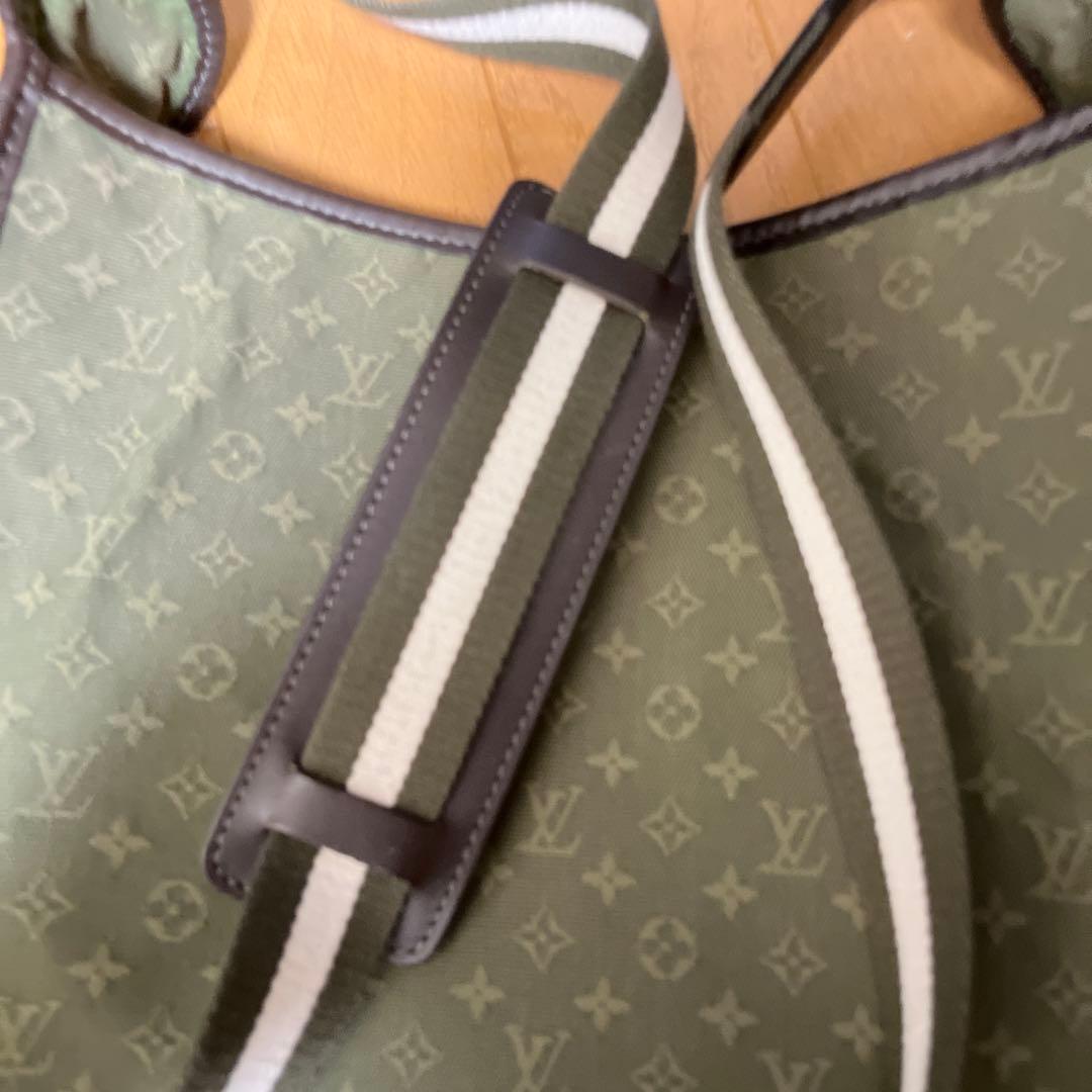 ルイヴィトン　モノグラムミニ ブザス マリーケイト ショルダーバッグ　斜め掛け