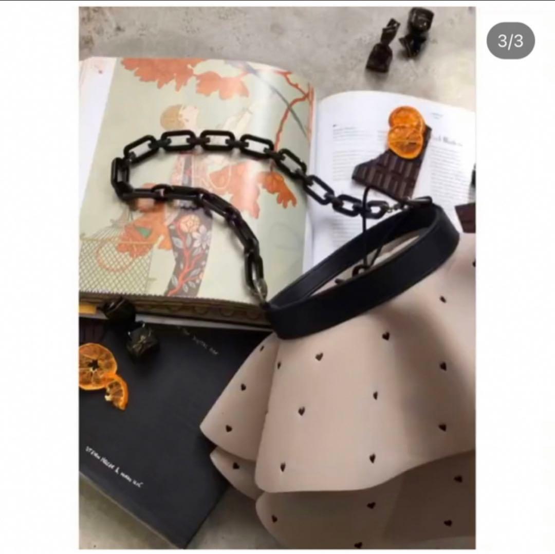 阪急　オンライン限定　ラプチャー　ネイプル　ハートエンブロイダリー　モカベージュ