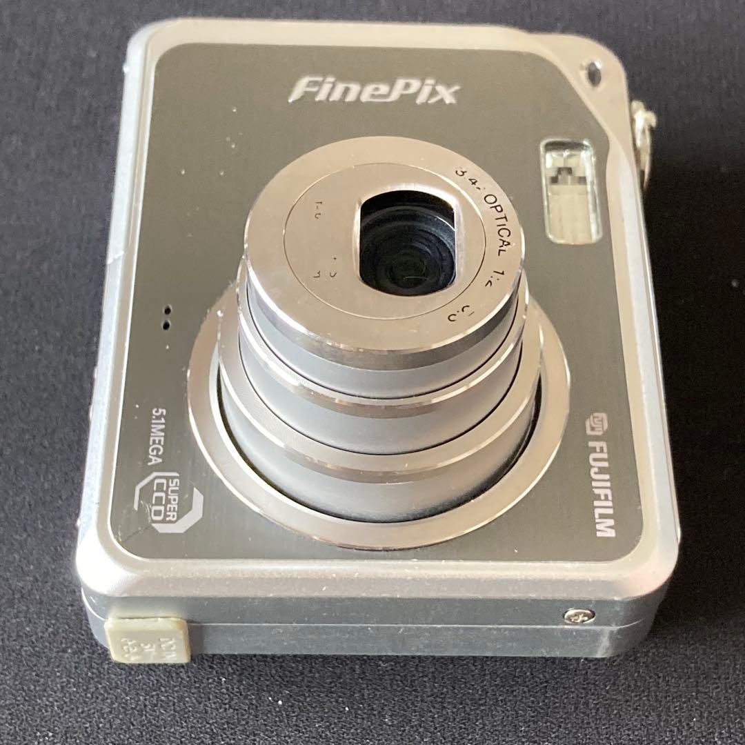 FUJIFILM FinePix V10 CCDセンサー コンデジ