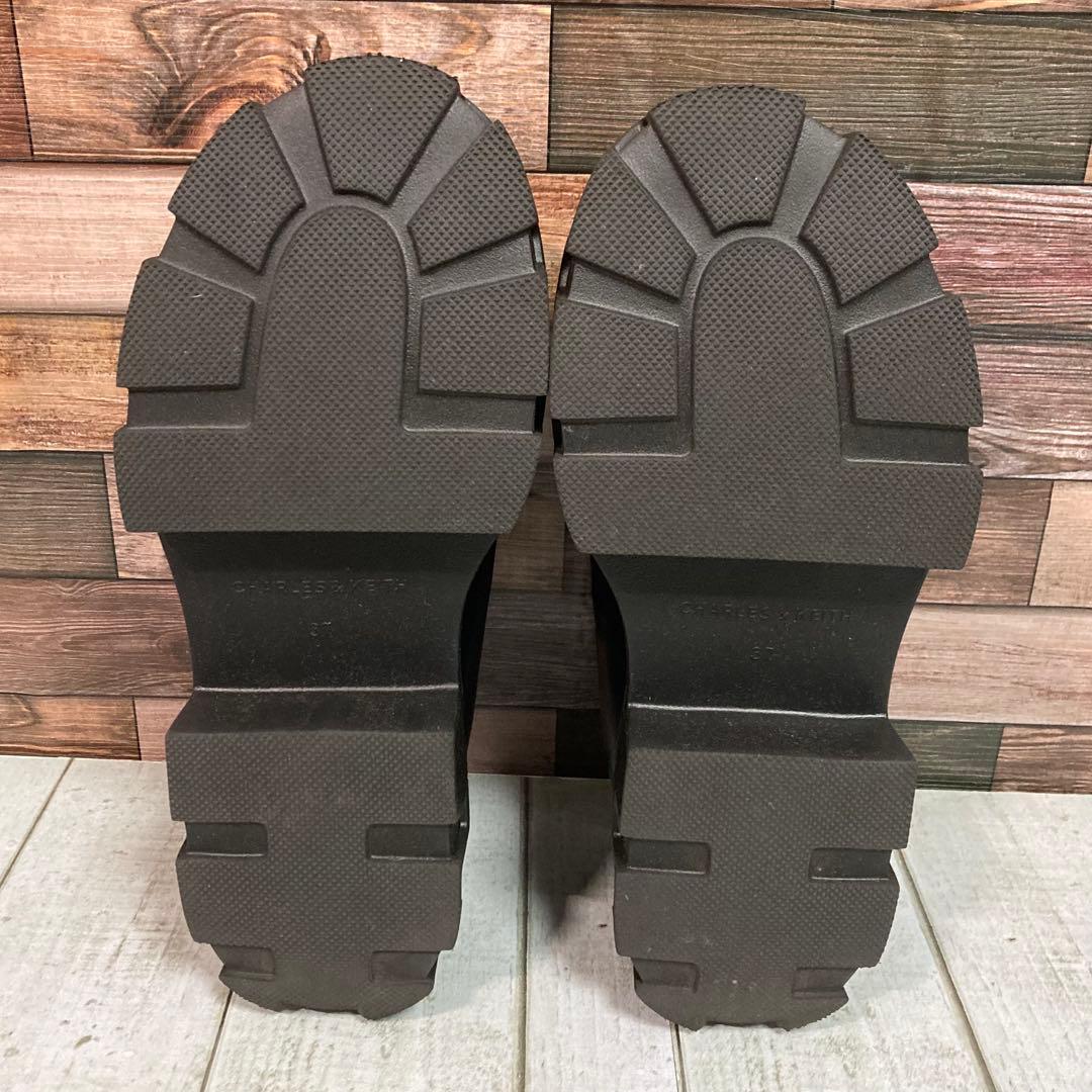 チャールズアンドキース　23.5　ジップアップ プラットフォームローファー　黒