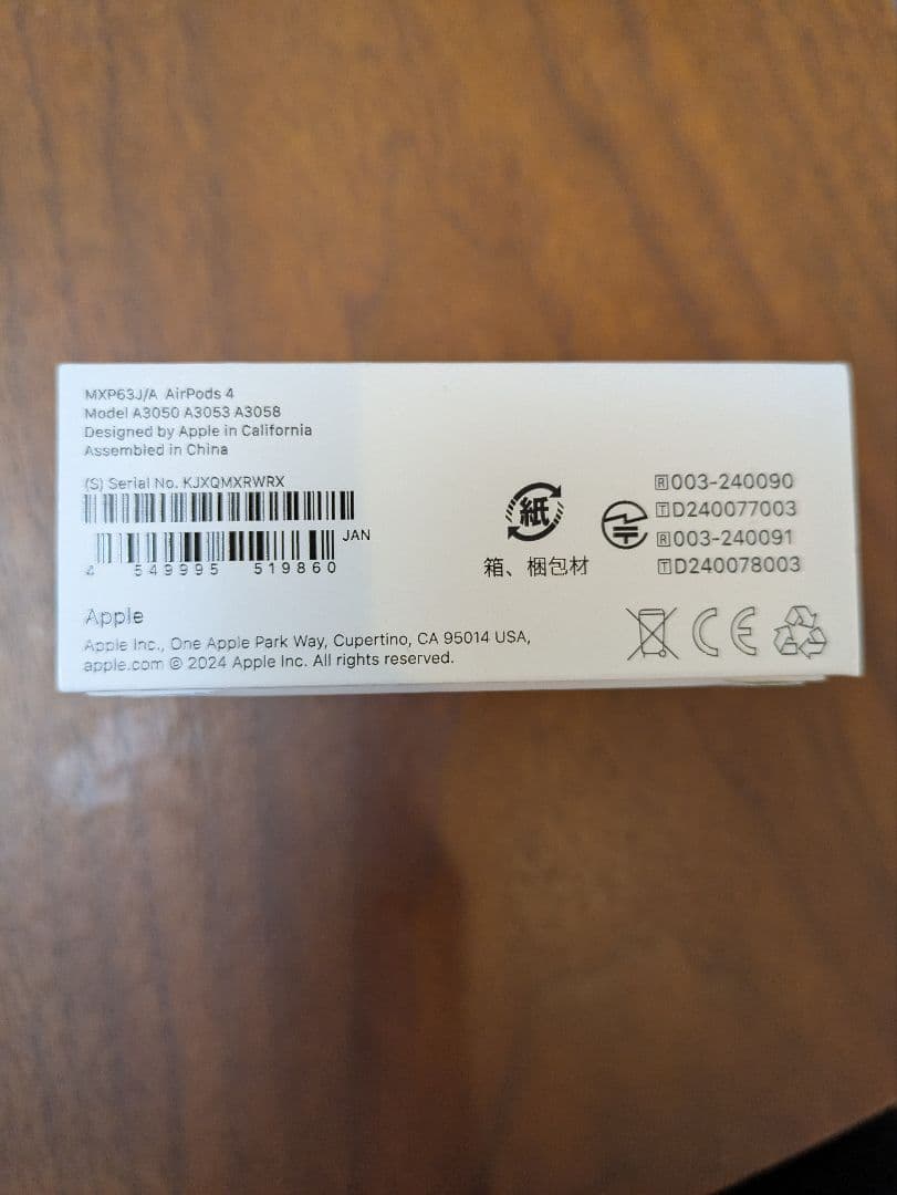 Apple♡AirPods 4 本体
