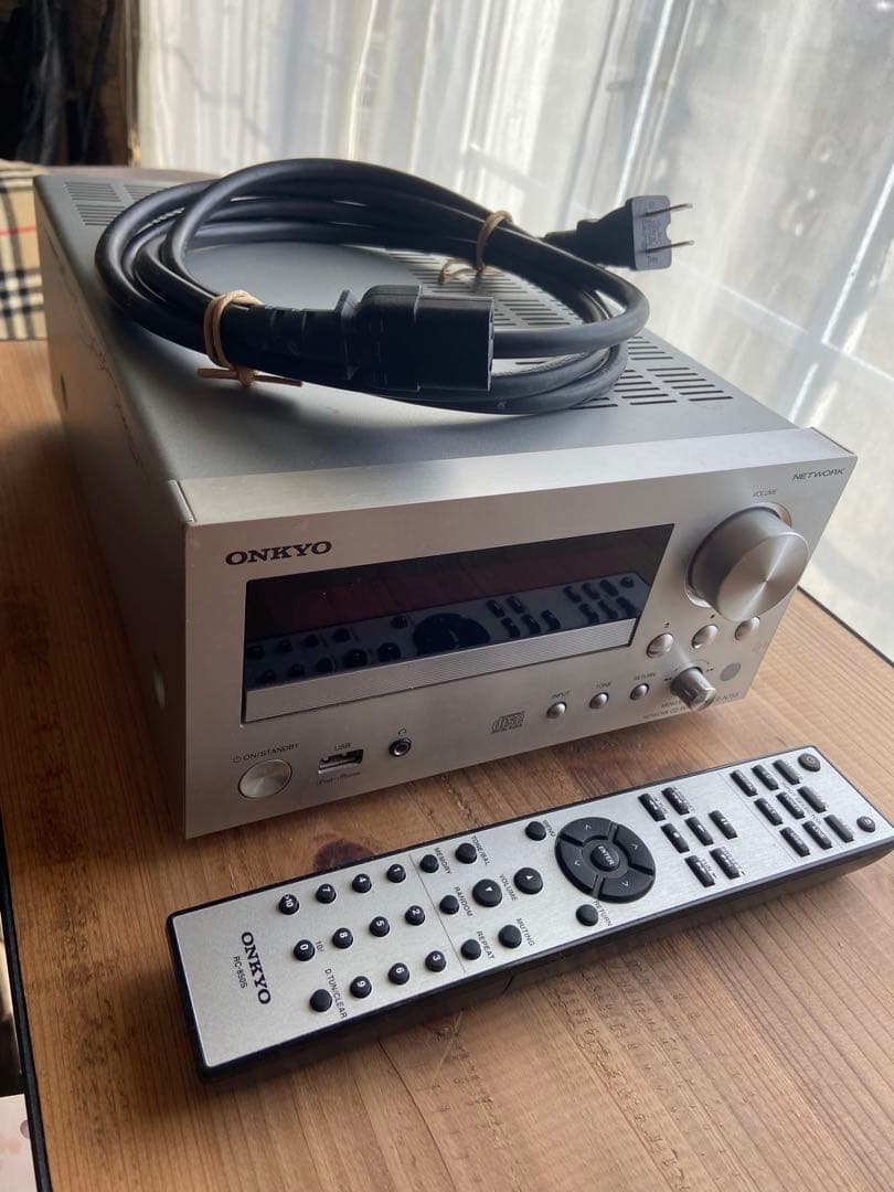 ONKYO CR-N775 ミニコンポ FMラジオ