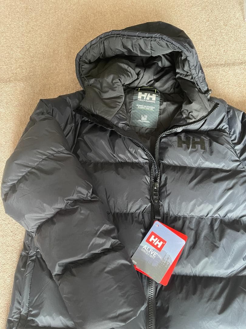 ［新品］Helly HansenヘリーハンセンActivePuffyジャケット黒