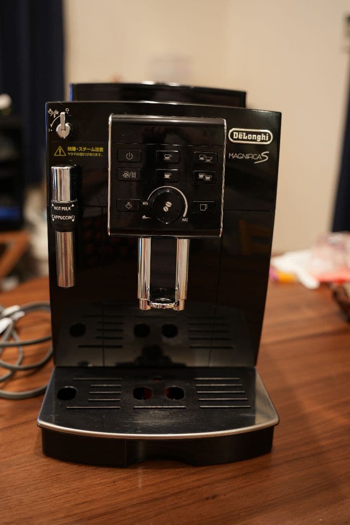 マグニフィカS　デロンギ全自動エスプレッソマシン