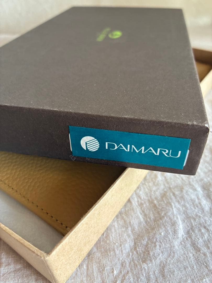 ペレボルサ「フィーネ」シリーズ　長財布