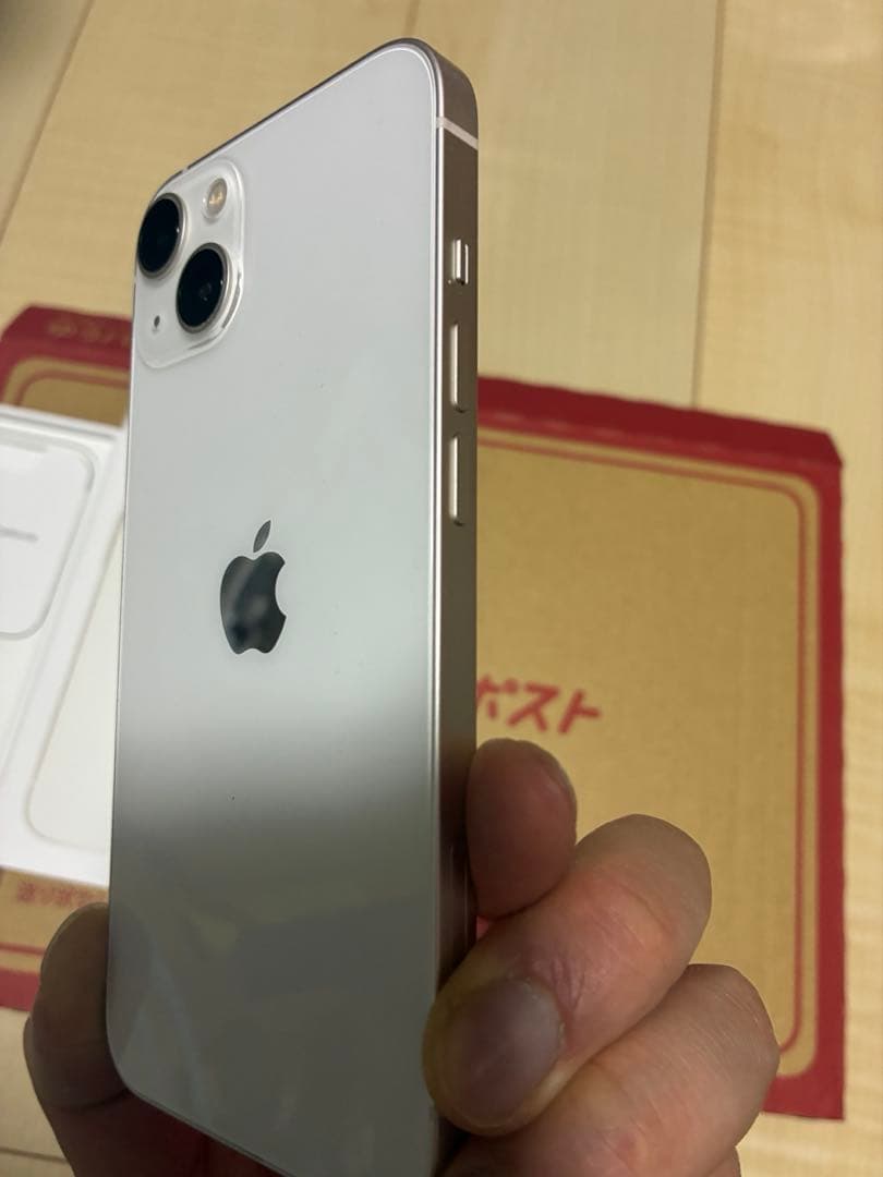 iPhone13 本体 スターライト 128GB SIMフリー