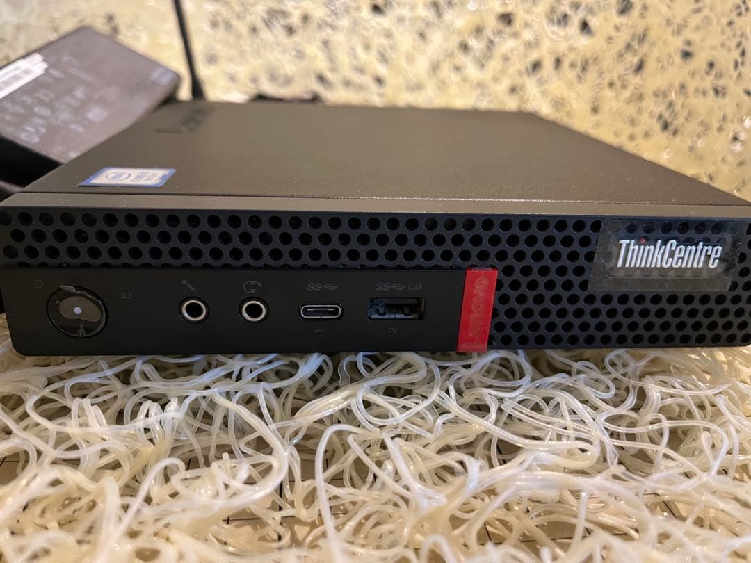 ThinkCenter Tiny m720q 10T8 ミニPC