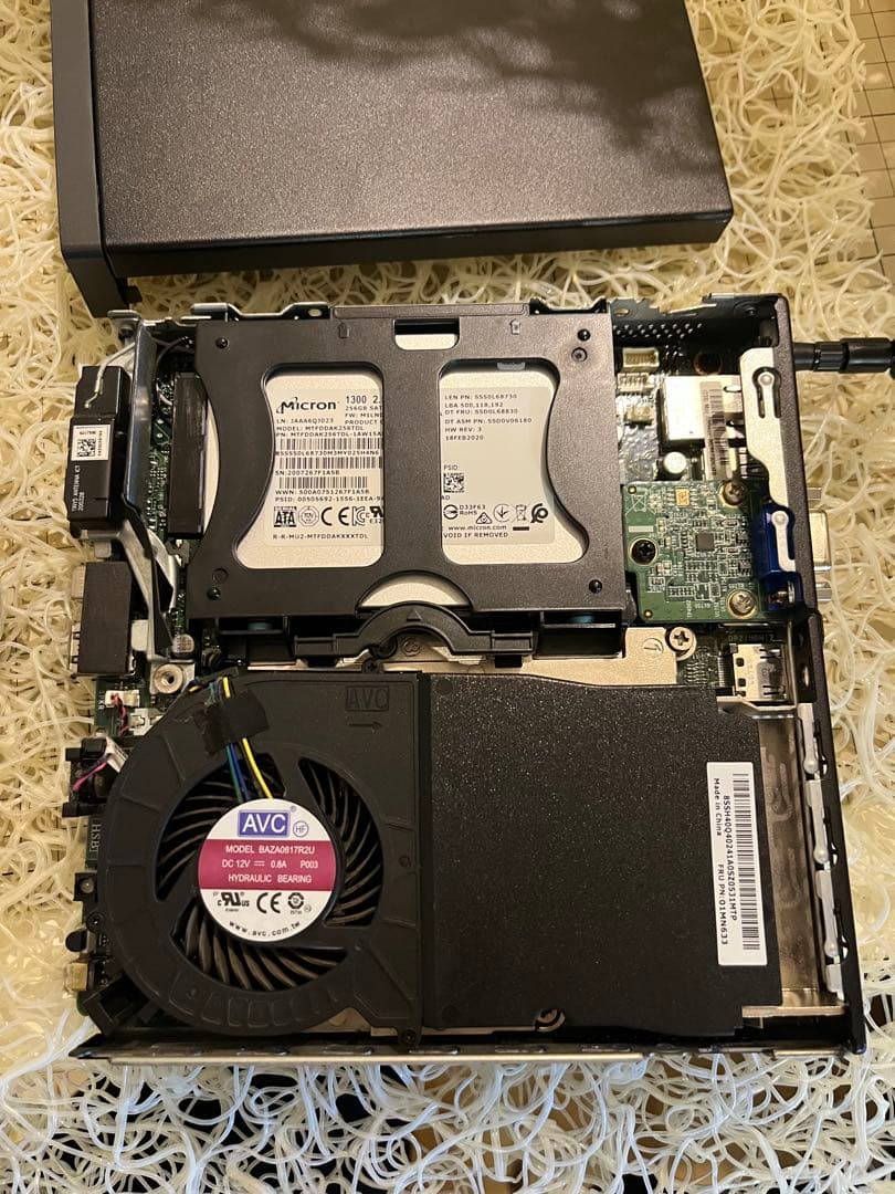 ThinkCenter Tiny m720q 10T8 ミニPC