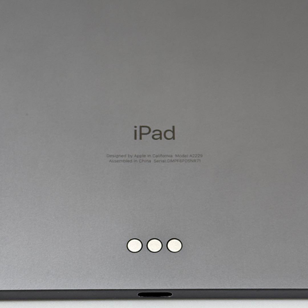 iPad Pro 12.9　第四世代　256G スペースグレイ　キーボード付き