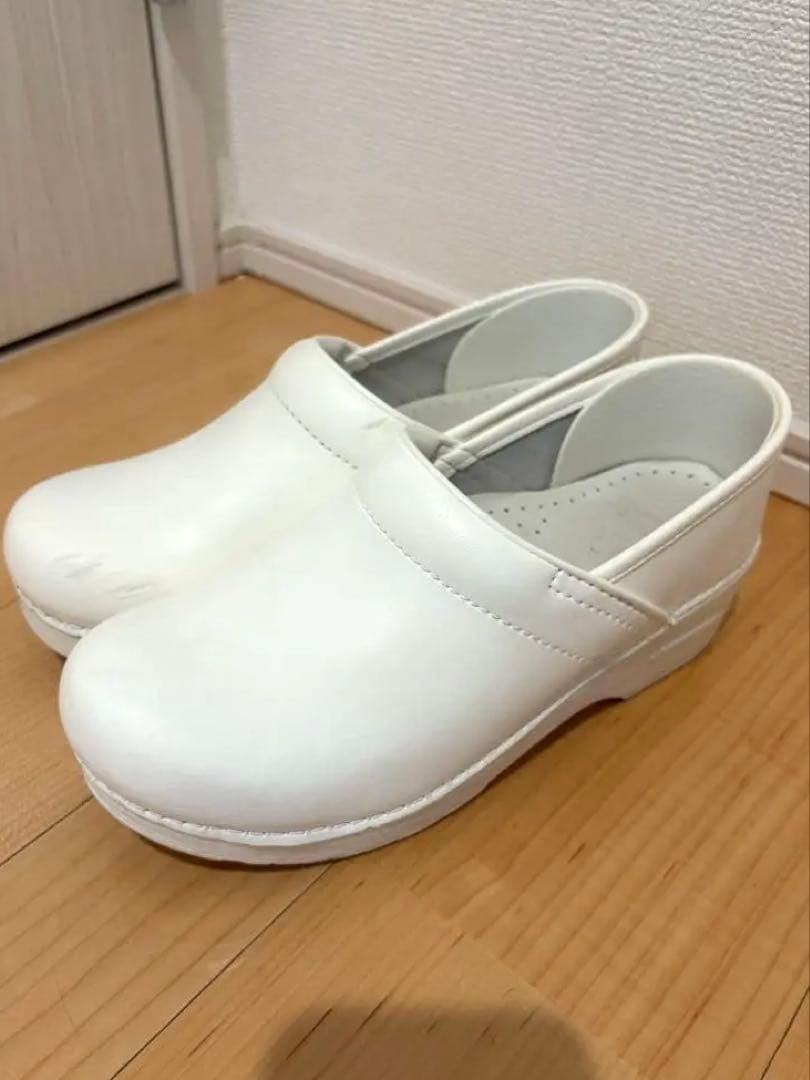 danskoダンスコプロフェッショナル　サボ　ホワイト サイズ38 24.5cm