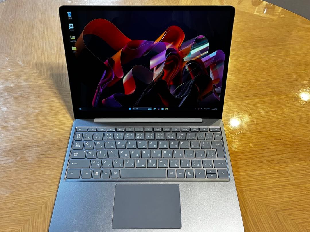 Microsoft Surface Laptop Go2 シルバー
