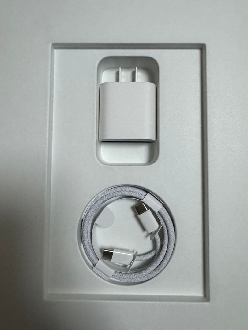 【美品】Apple iPad Air M2 13インチ　Wi-Fiモデル