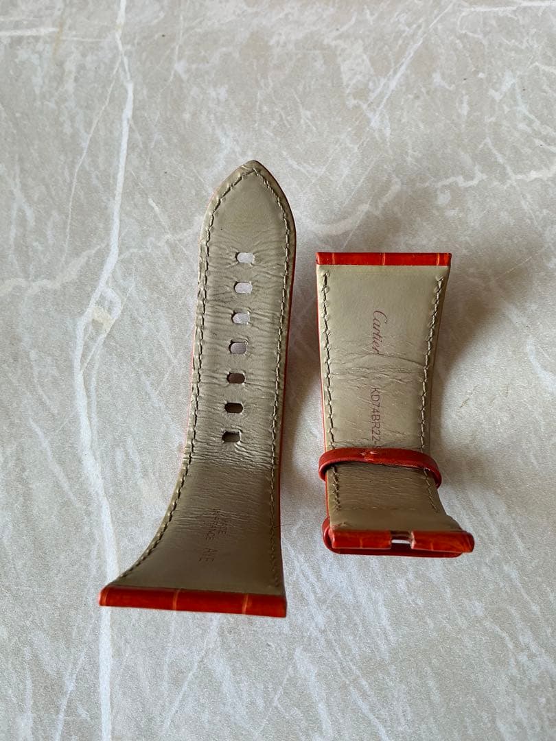 こんちゃん【カルティエ】タンクディヴァンLM 替えベルト