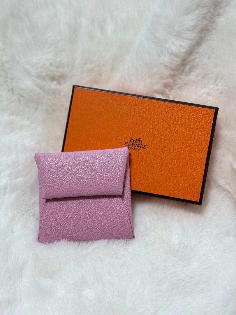 あーたん☆新品☆HERMES バスティア　ケース　モーヴシルベスト