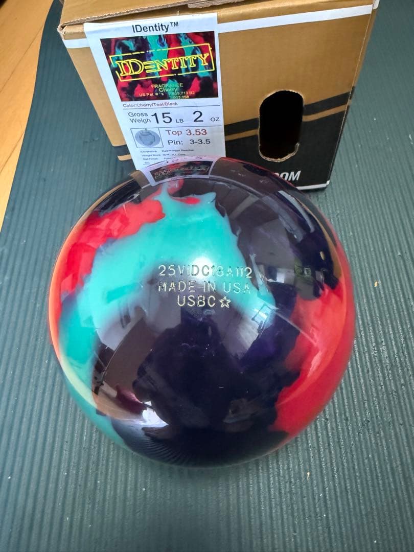 STORM IDENTITY ボウリングボール 15ポンド