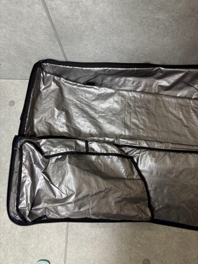 ダカイン キャスター付きスキー スノーボード ケース 157㎝